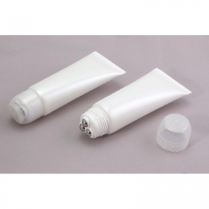 D40-QQ3-T127UD Three Roll On Bottle